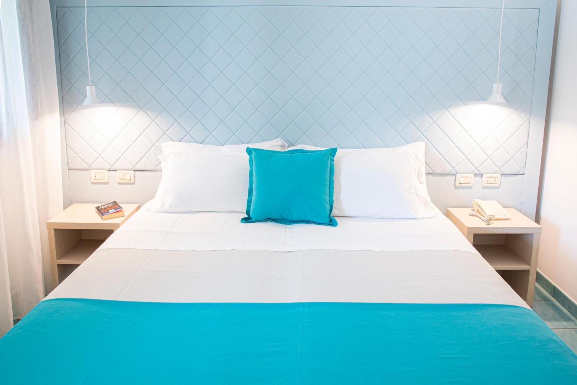 Pietrablu Resort & Spa - Cdshotels Polignano a Mare Ngoại thất bức ảnh