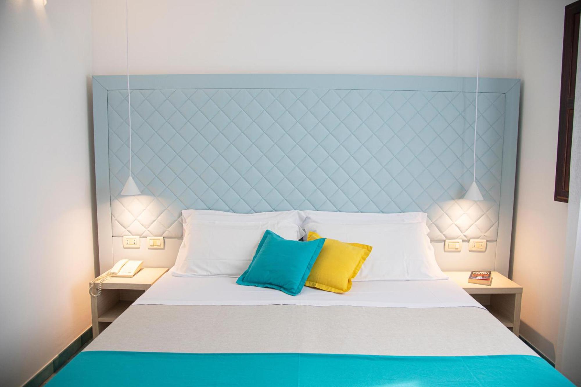 Pietrablu Resort & Spa - Cdshotels Polignano a Mare Ngoại thất bức ảnh