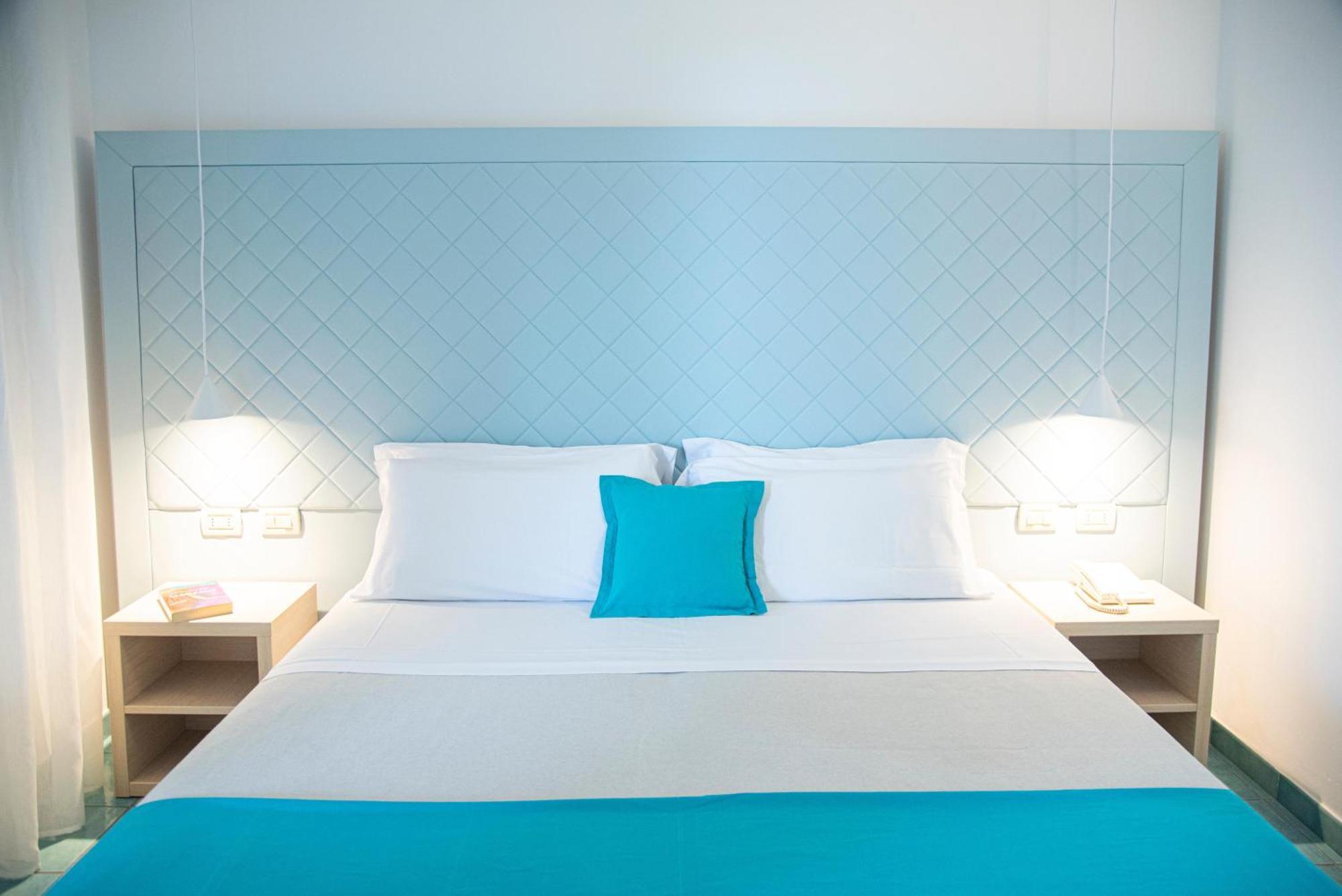 Pietrablu Resort & Spa - Cdshotels Polignano a Mare Ngoại thất bức ảnh